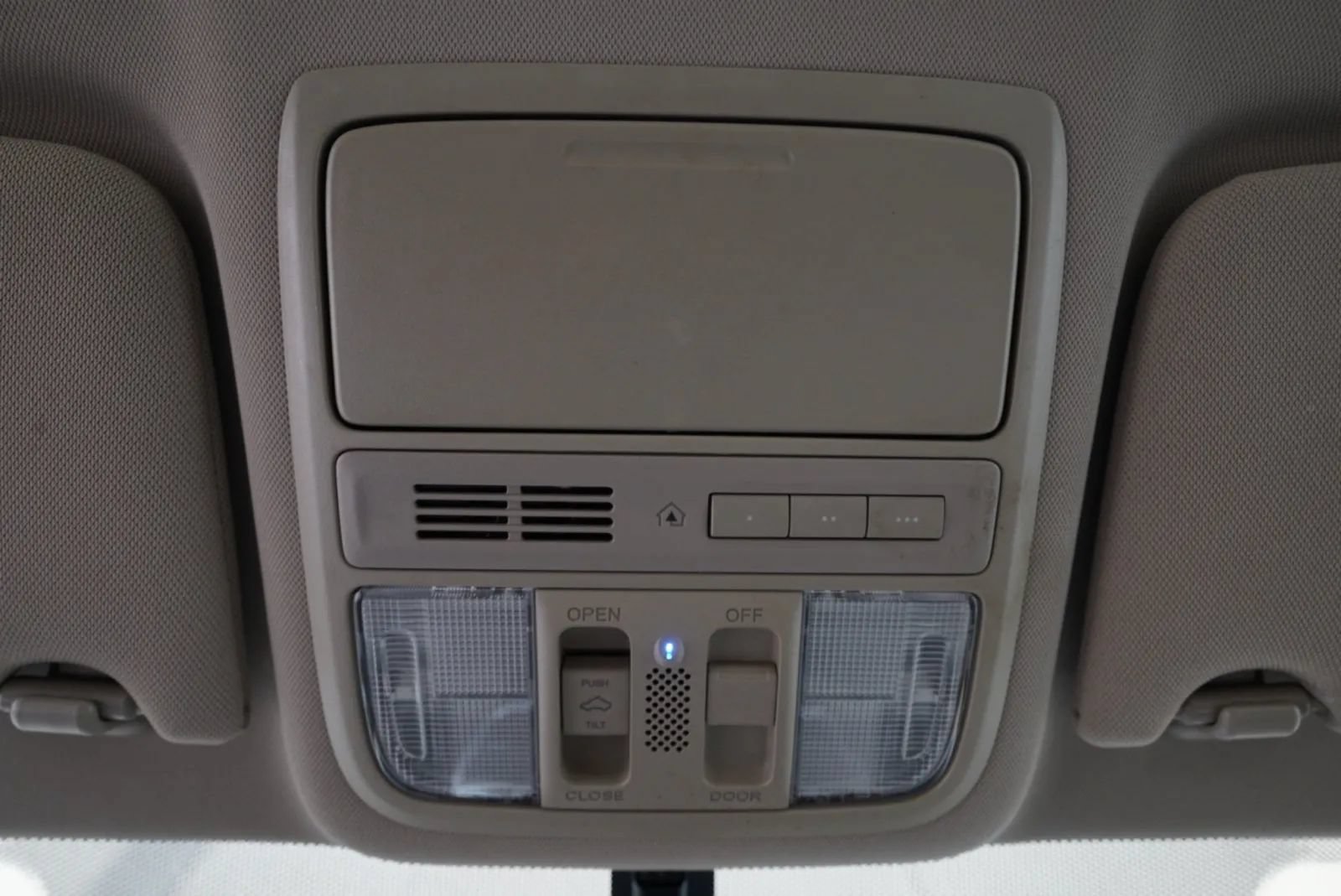 Used 2017 Honda Accord EX-L image 24