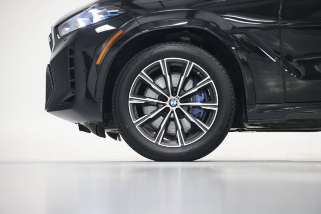 Used 2025 BMW X6 M60i w/ Parking Assistance Package AWD/4WD image 14
