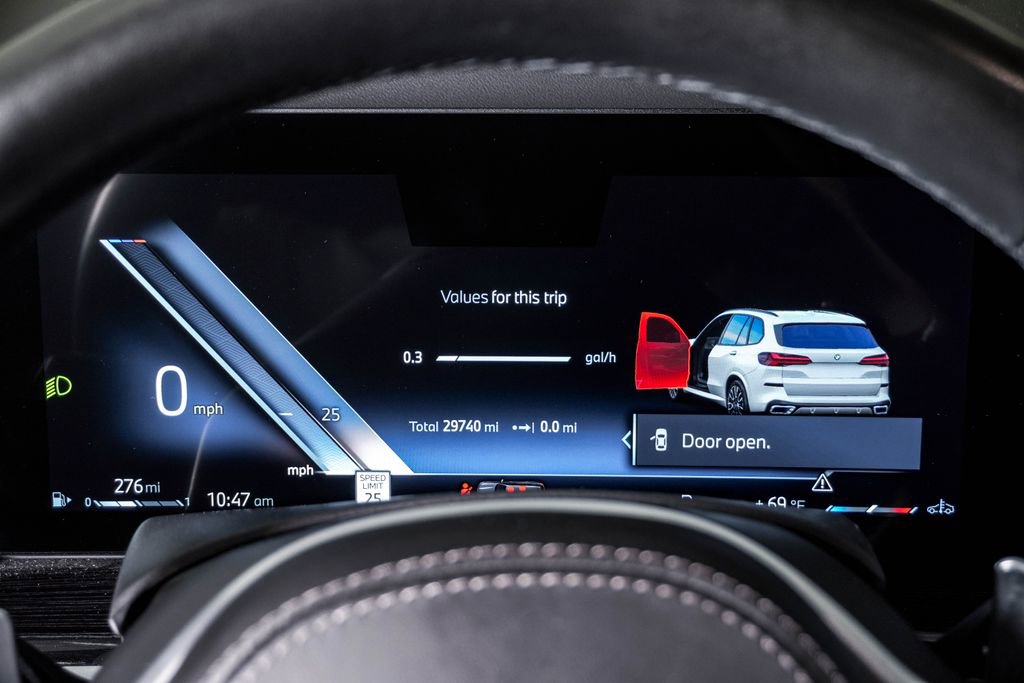 Used 2024 BMW X5 xDrive40i w/ M Sport Package image 21