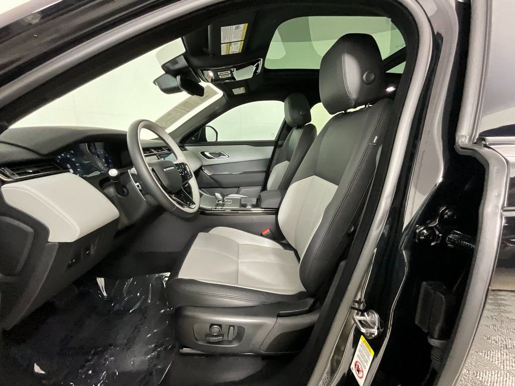 Used 2026 Land Rover Range Rover Velar S image 16