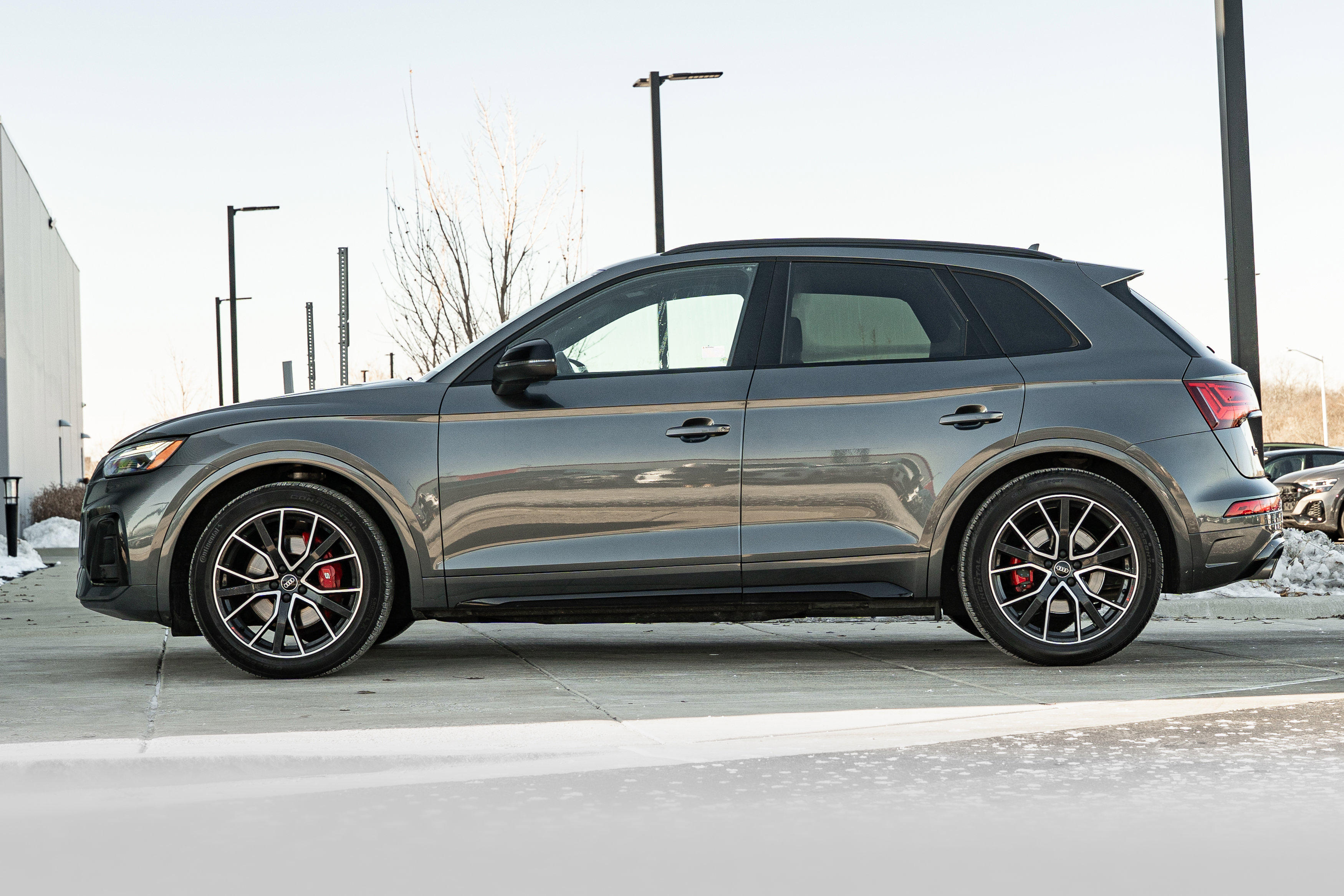 Certified 2022 Audi SQ5 Premium Plus w/ Premium Plus Package image 7
