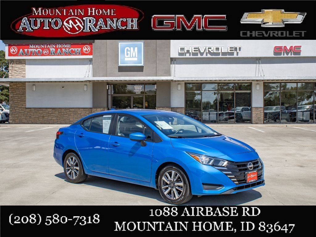 Used 2023 Nissan Versa SV FWD image 1