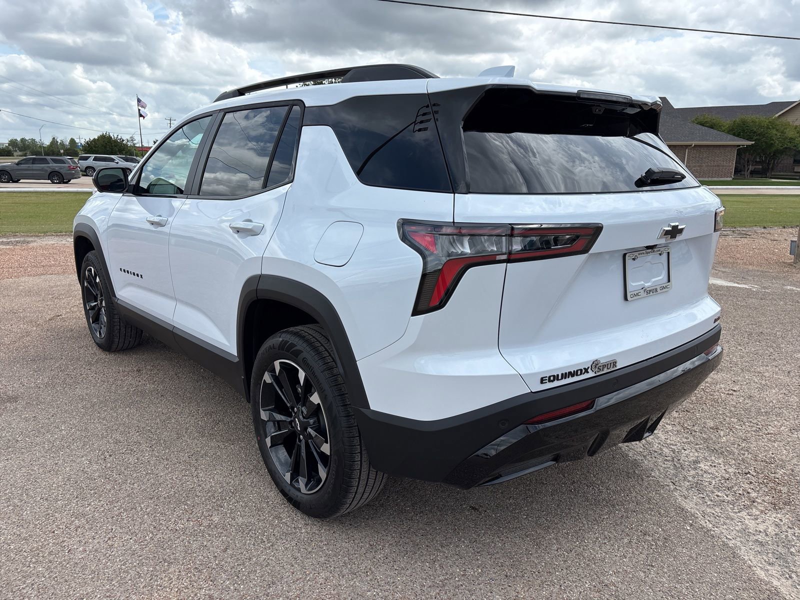 New 2026 Chevrolet Equinox RS w/ Safety and Technology Package FWD image 4