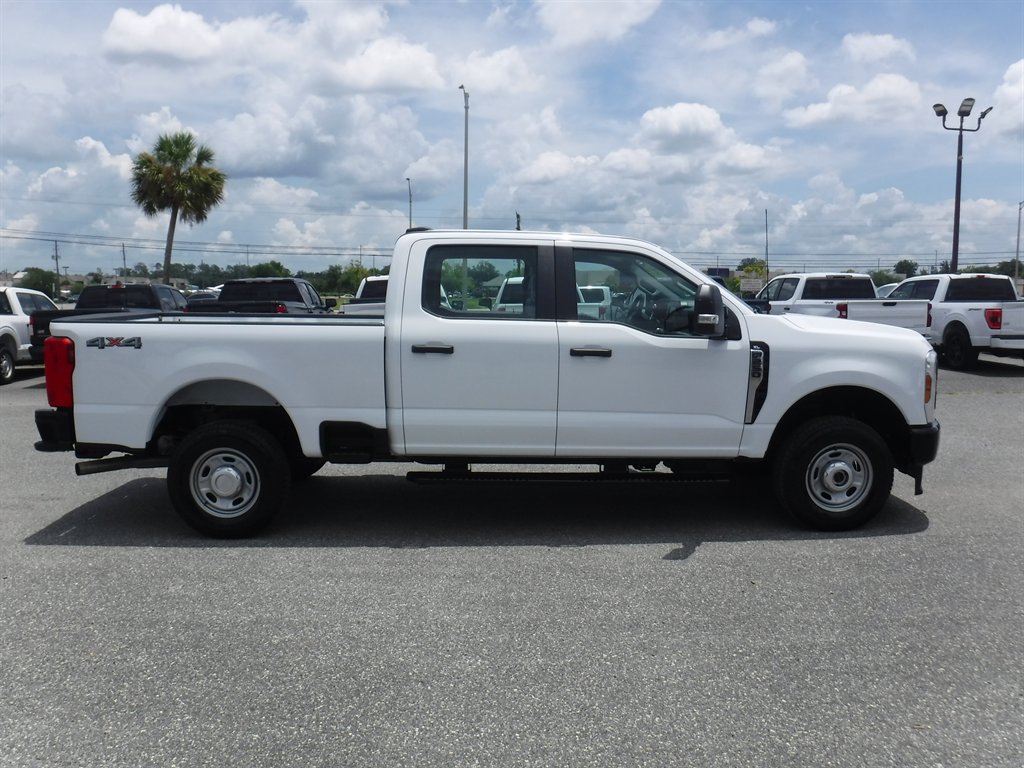 Used 2026 Ford F250 XL AWD/4WD image 3