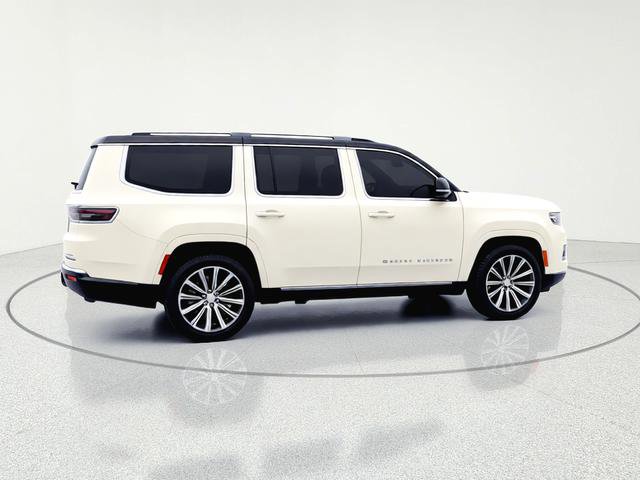 Used 2023 Jeep Grand Wagoneer Series II AWD/4WD image 16