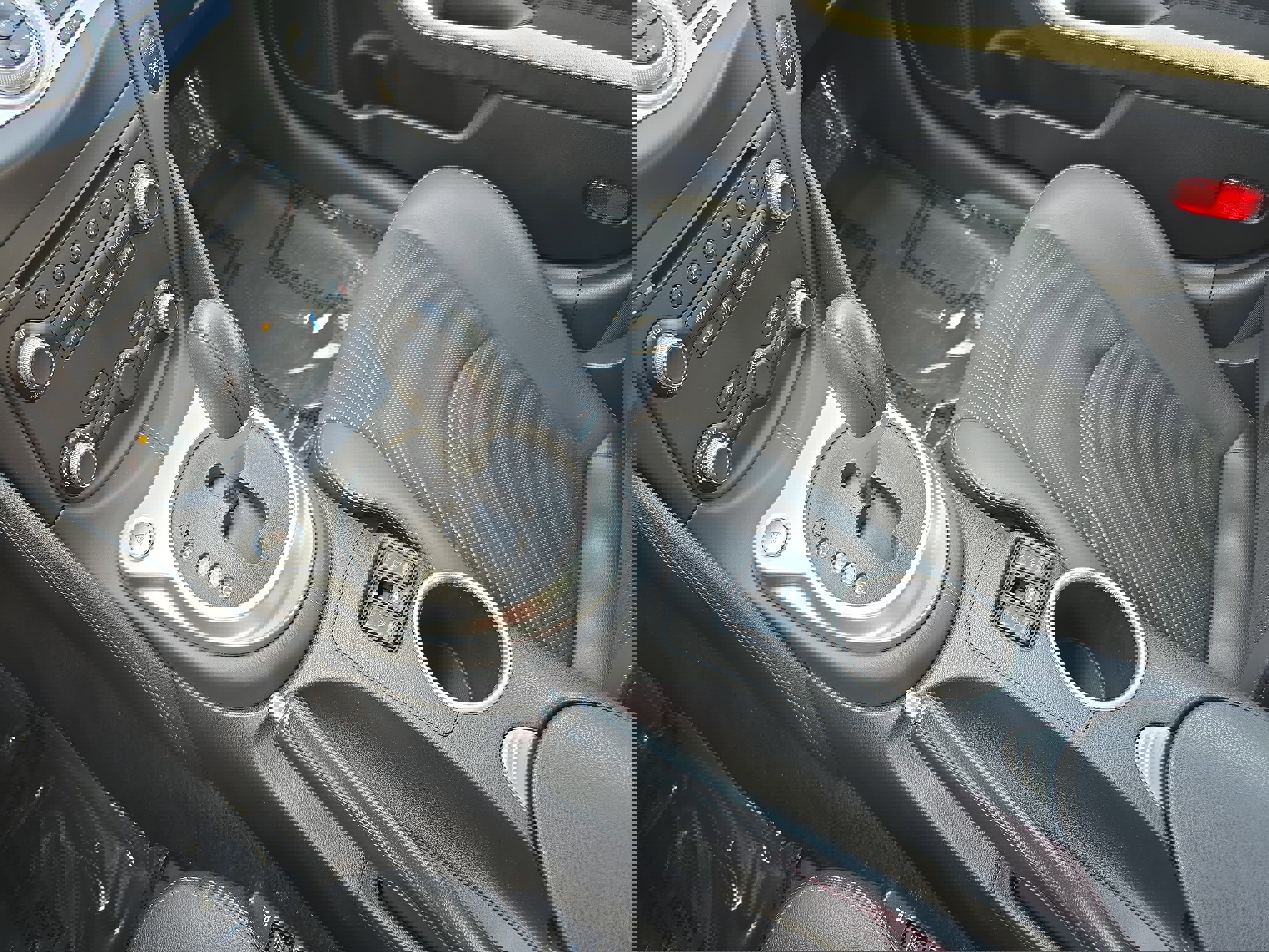 Used 2020 Nissan 370Z Touring Sport image 21