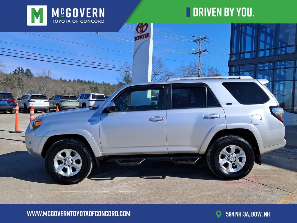 Used 2015 Toyota 4Runner SR5 image 2