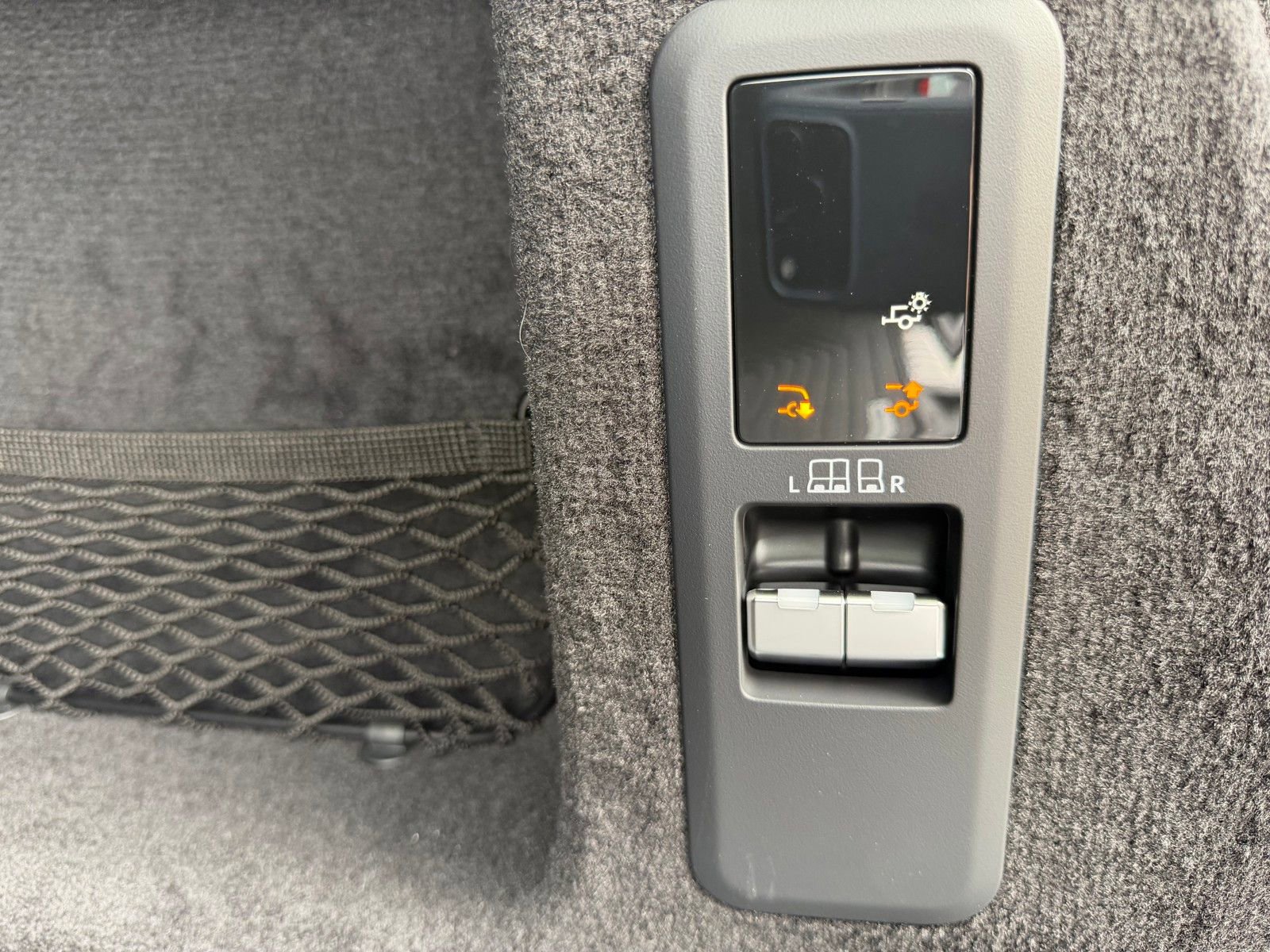 New 2026 Land Rover Range Rover Sport Dynamic SE image 31