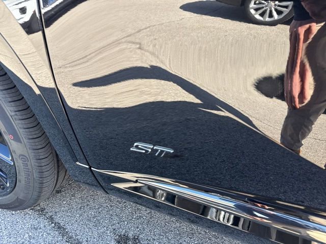 New 2026 Buick Envision Sport Touring image 7