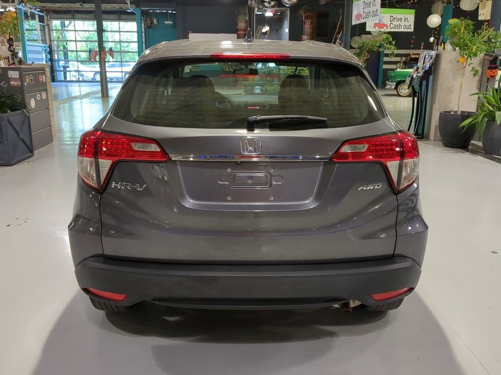 Used 2021 Honda HR-V LX image 8