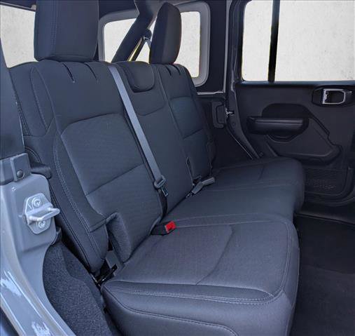 Used 2020 Jeep Wrangler Unlimited Sport image 18