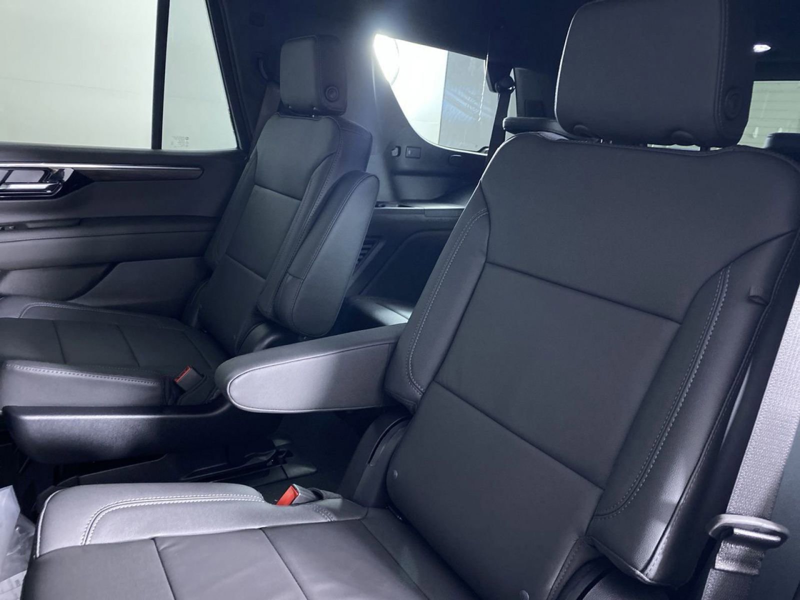 New 2026 Chevrolet Tahoe LT w/ Comfort Package AWD/4WD image 13