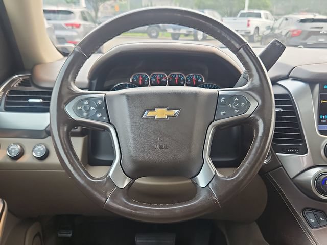 Used 2016 Chevrolet Suburban LT w/ Luxury Package AWD/4WD image 15