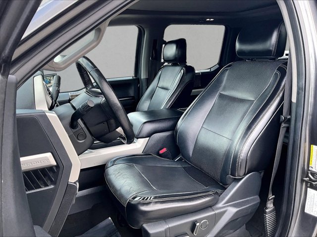 Used 2017 Ford F250 Lariat w/ Lariat Ultimate Package AWD/4WD image 27