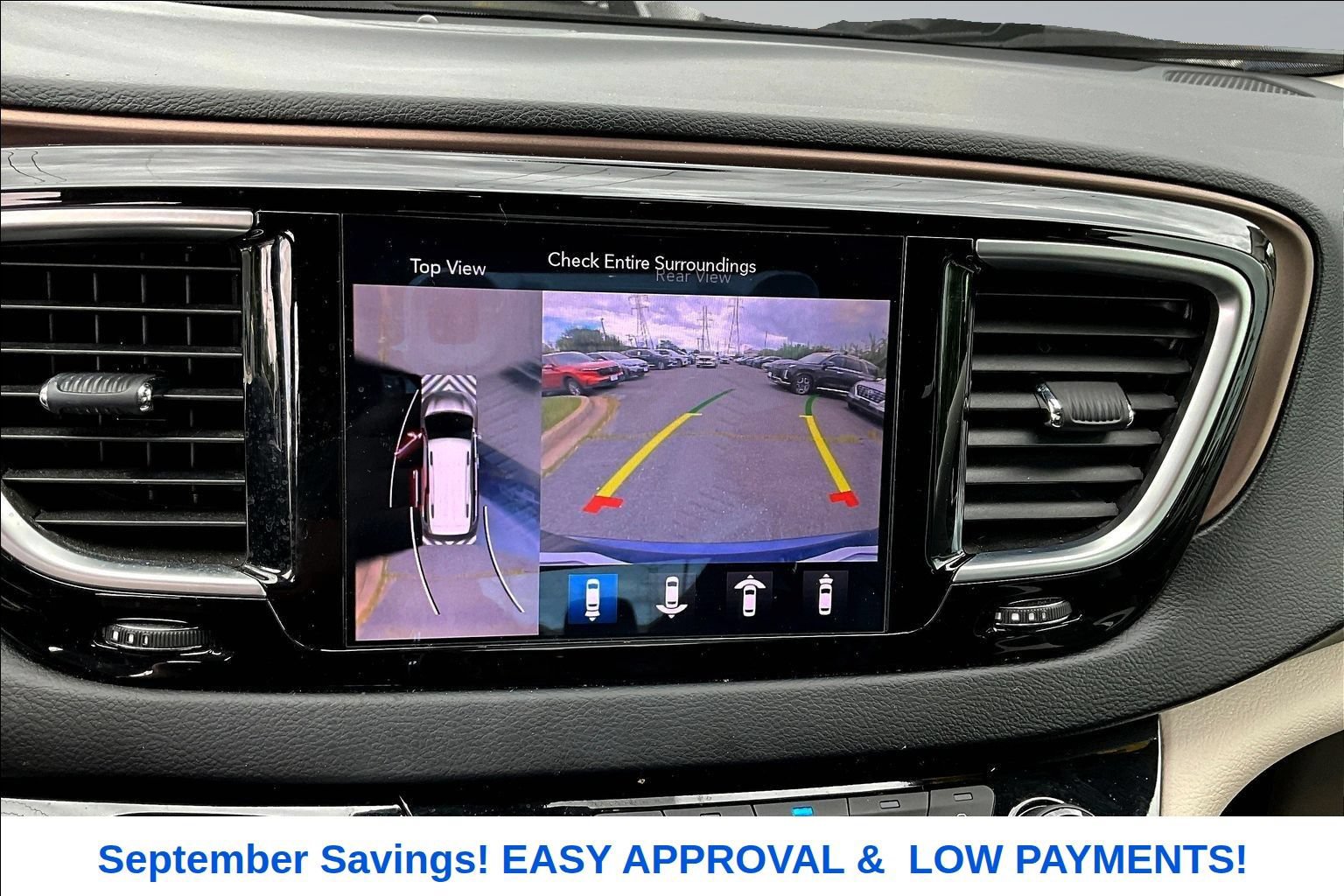 Used 2019 Chrysler Pacifica Touring-L Plus FWD image 12