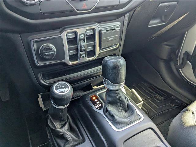 Used 2020 Jeep Gladiator Sport w/ Quick Order Package 24S AWD/4WD image 13