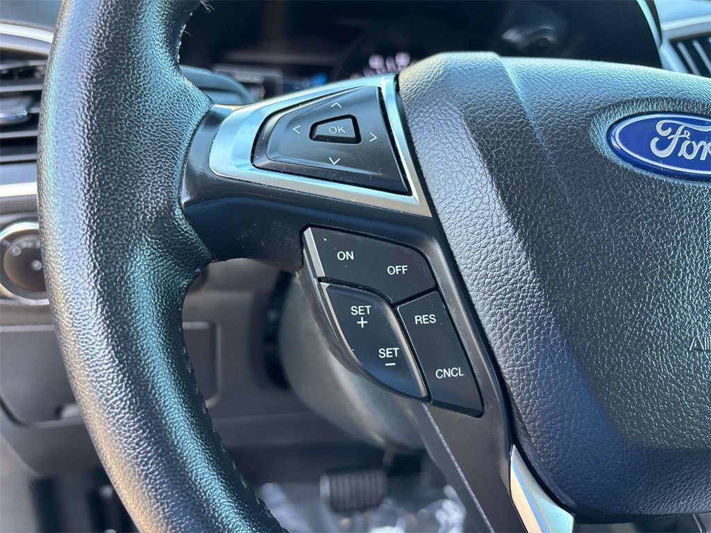 Used 2024 Ford Edge SEL image 18