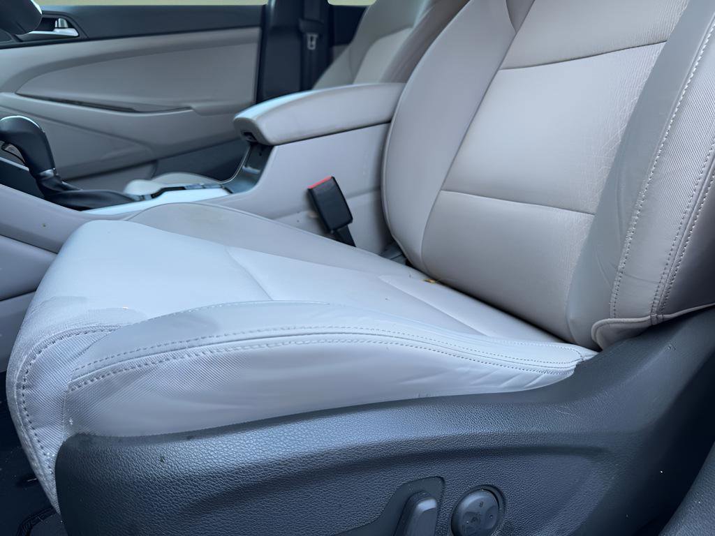 Used 2017 Hyundai Tucson SE image 18