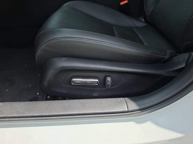Used 2022 Honda Civic Touring image 16
