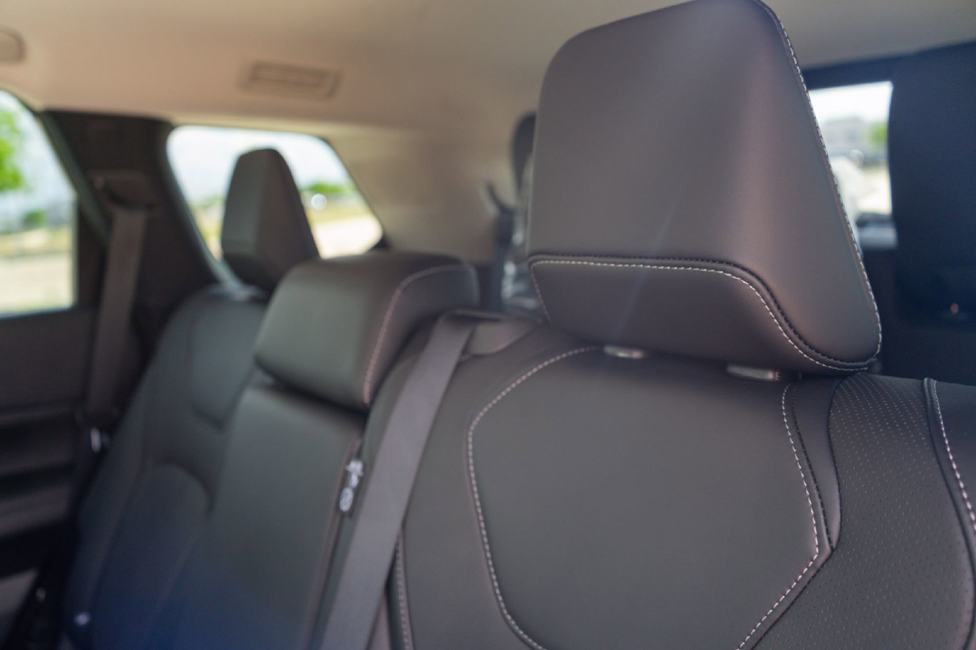 Certified 2026 INFINITI QX60 Luxe w/ Family Package image 23