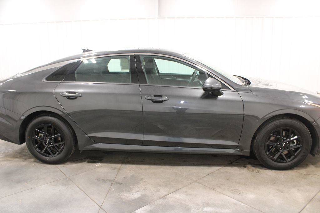 Used 2025 Kia K5 LXS image 11
