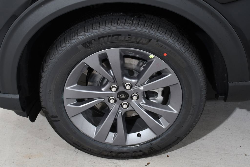 New 2026 Ford Explorer Active w/ Active Comfort Package image 26