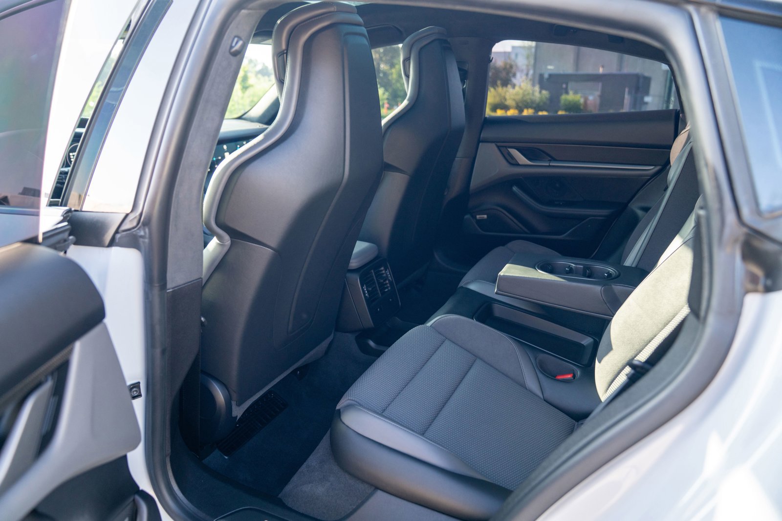 Certified 2024 Porsche Taycan Turbo S AWD/4WD image 23