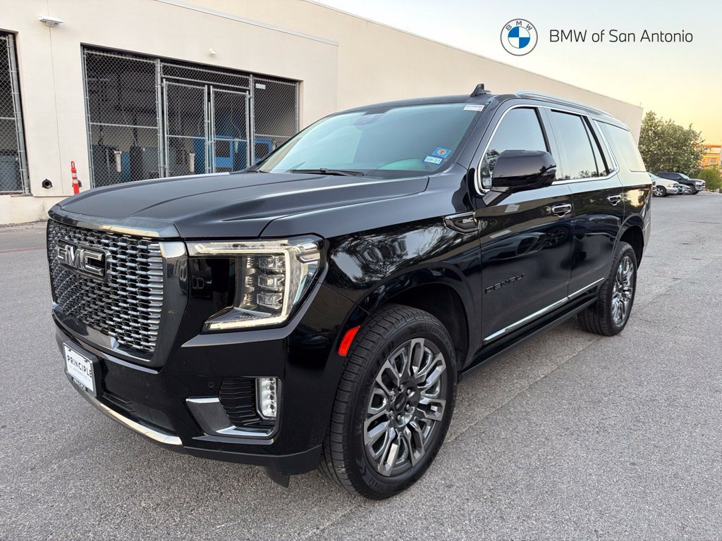 Used 2024 GMC Yukon Denali Ultimate AWD/4WD image 1