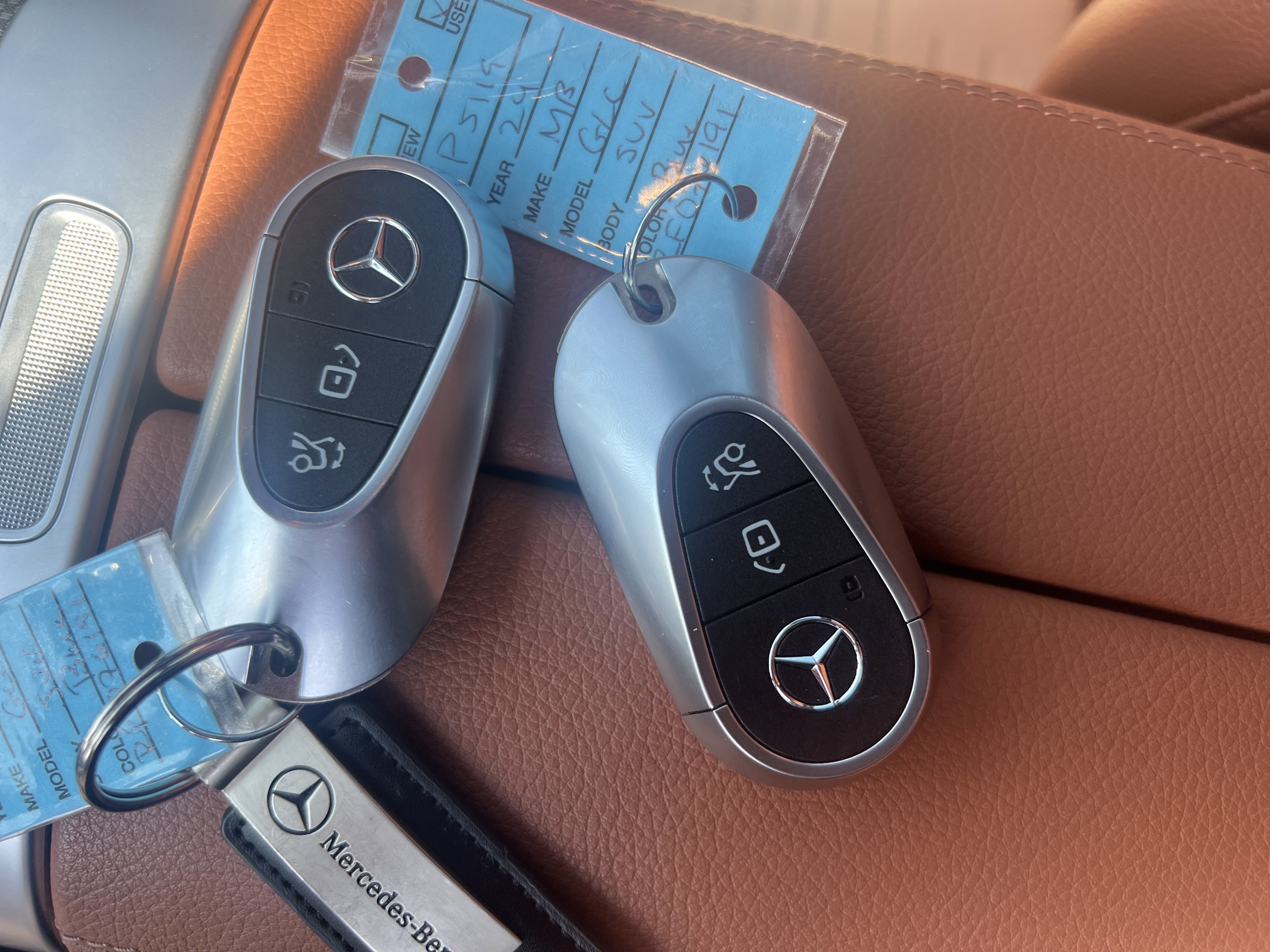 Used 2024 Mercedes-Benz GLC 300 4MATIC image 38