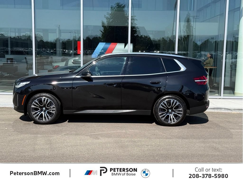 Used 2025 BMW X3 xDrive30i w/ Convenience Package AWD/4WD image 2