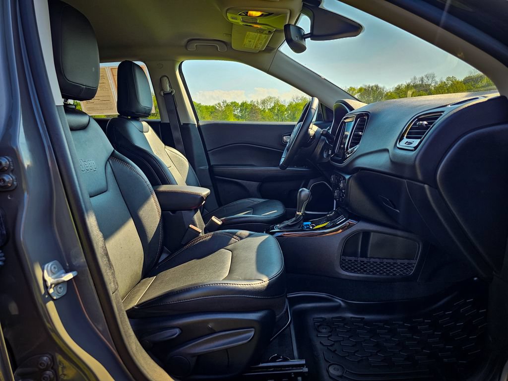 Certified 2021 Jeep Compass Limited AWD/4WD image 36