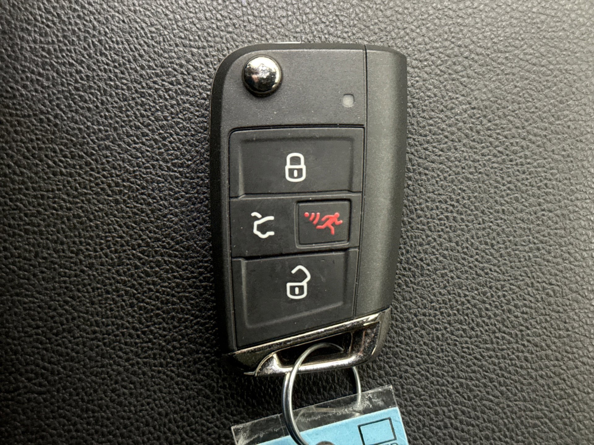 Used 2020 Volkswagen Tiguan SE R-Line AWD/4WD image 10