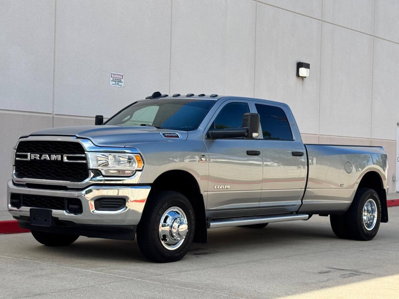 Used 2022 RAM 3500 Tradesman AWD/4WD image 1