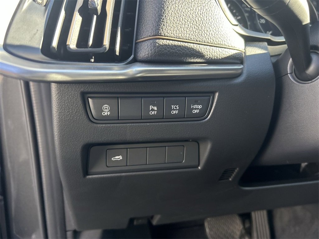 Certified 2025 MAZDA CX-90 3.3 Turbo w/ Preferred Package image 17