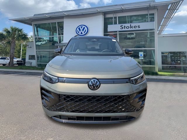 New 2026 Volkswagen Tiguan SE R-Line FWD image 9