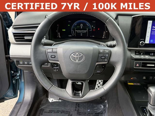 Used 2025 Toyota Camry SE w/ Convenience Package FWD image 19