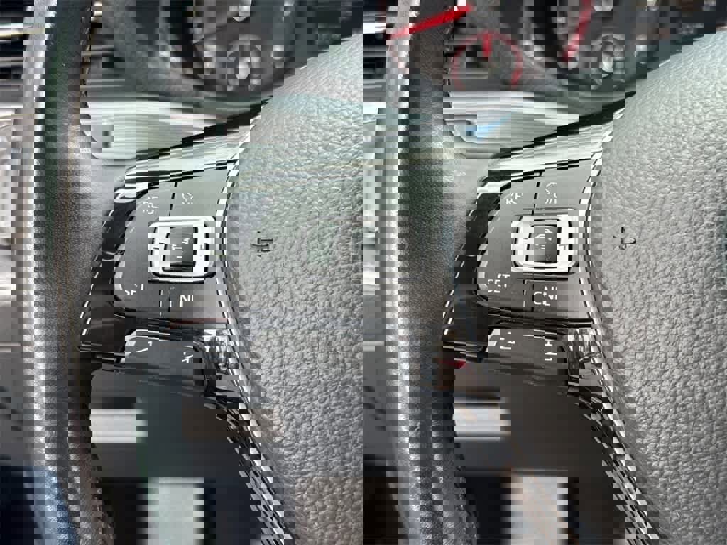 Used 2020 Volkswagen Passat 2.0T R-Line image 22