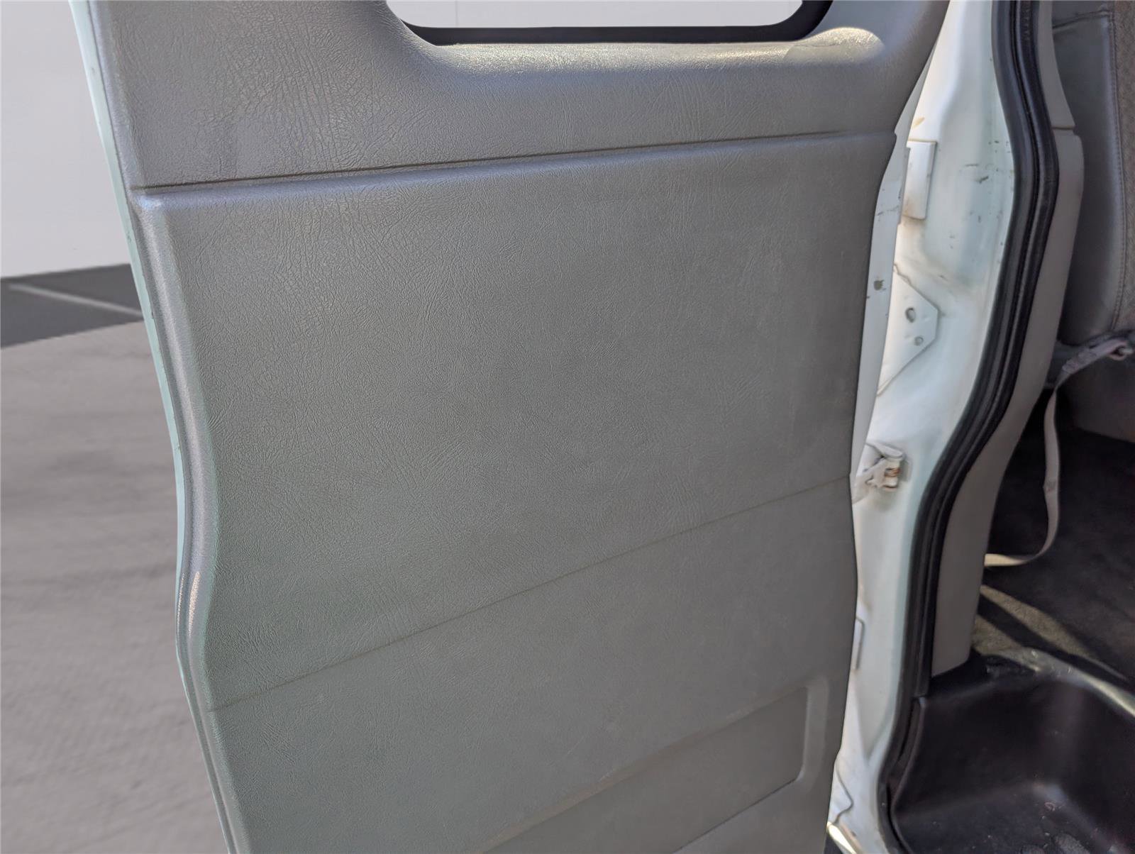 Used 2017 Chevrolet Express 3500 LT w/ LT Preferred Equipment Group image 30