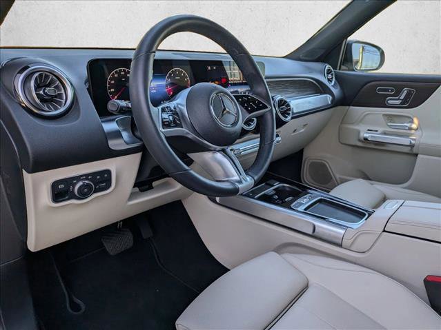 Certified 2025 Mercedes-Benz GLB 250 image 9