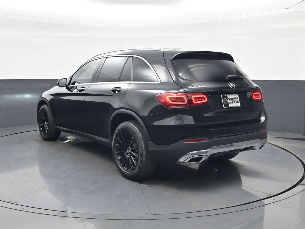 Used 2020 Mercedes-Benz GLC 300 4MATIC image 5