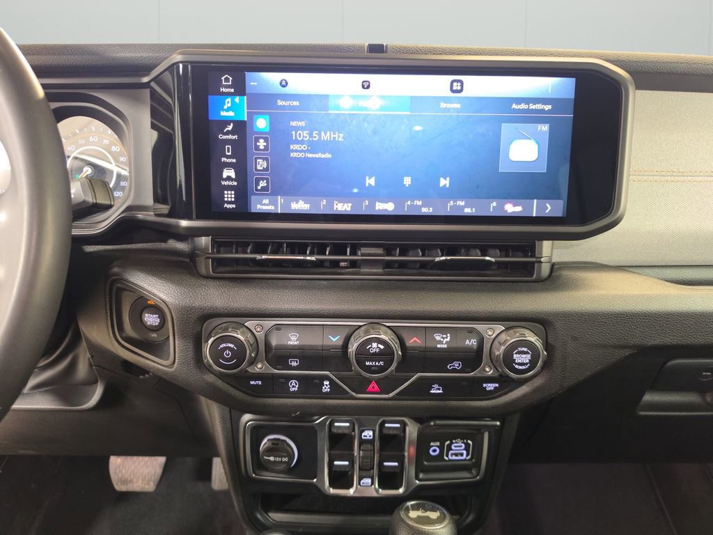 Used 2024 Jeep Wrangler Sport S image 13