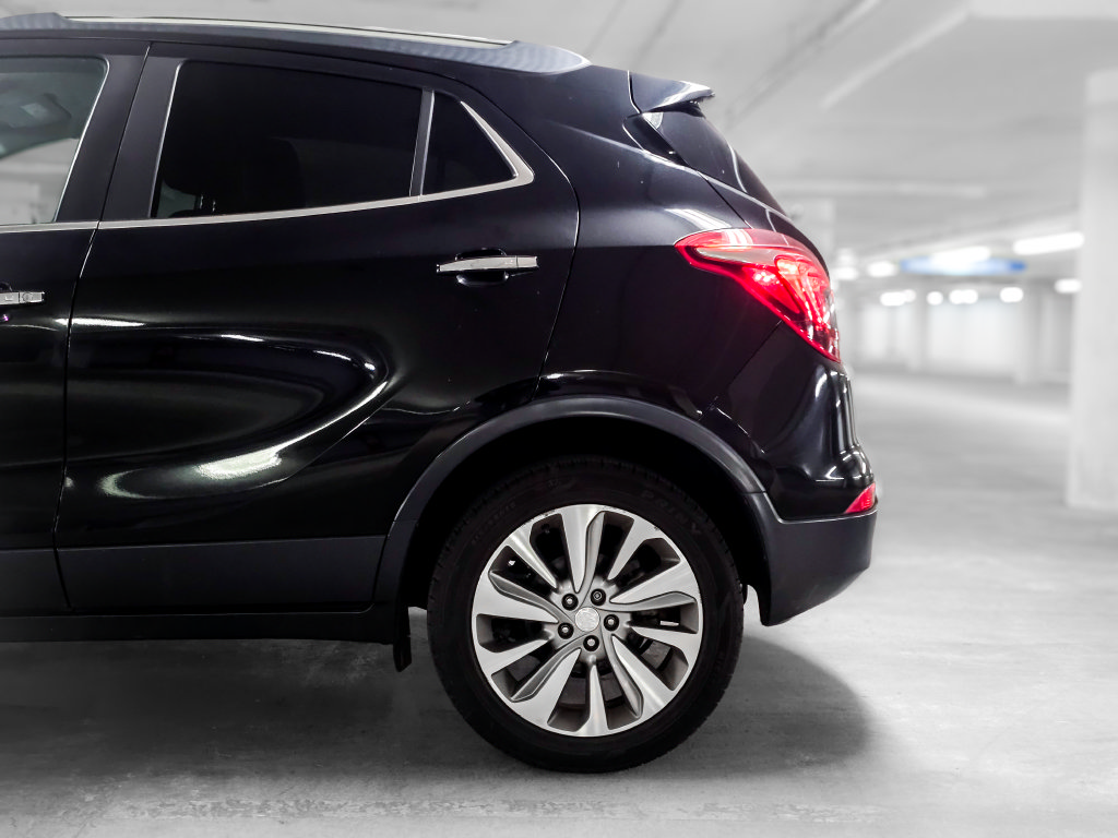Used 2019 Buick Encore Preferred FWD image 16