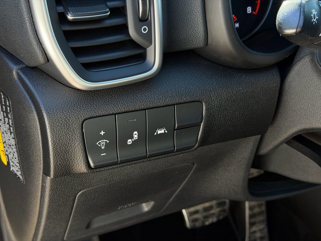Used 2020 Kia Sportage S image 21