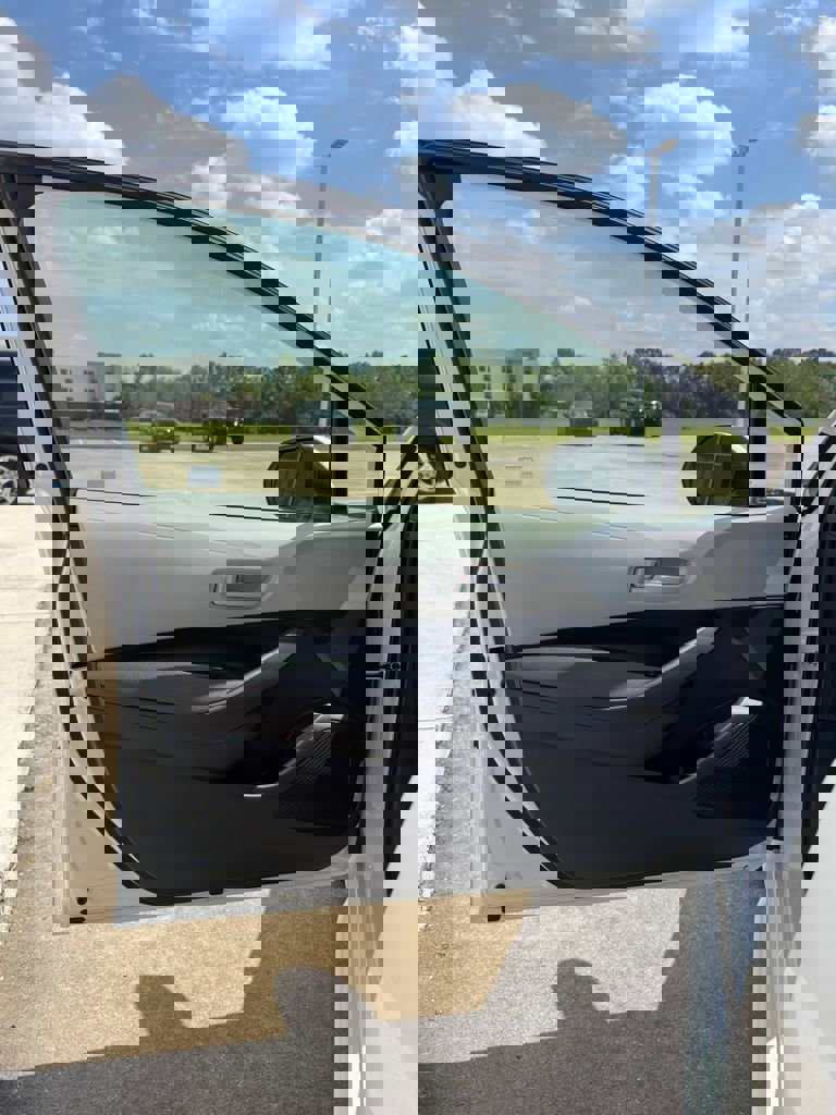 Used 2026 Toyota Corolla LE image 12