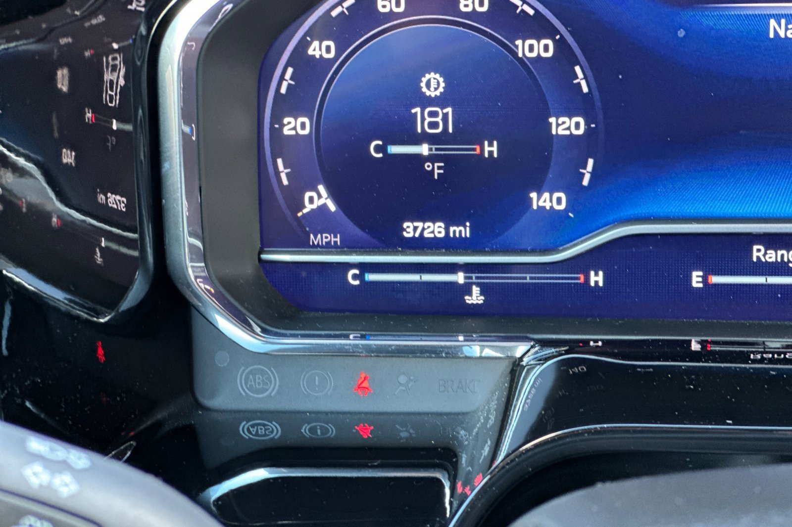 Used 2025 Chevrolet Silverado 1500 LT image 3