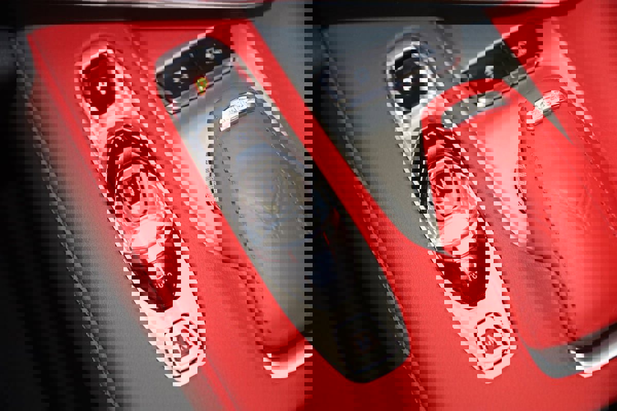 Used 2023 Chevrolet Corvette Stingray Preferred Conv w/ 2LT image 7