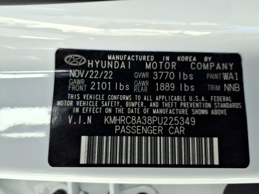 Used 2023 Hyundai Venue Limited image 29