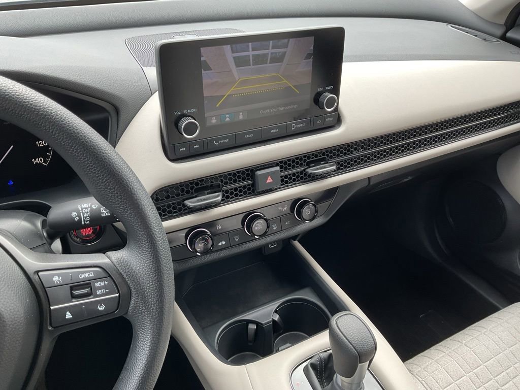 Used 2024 Honda HR-V LX image 14