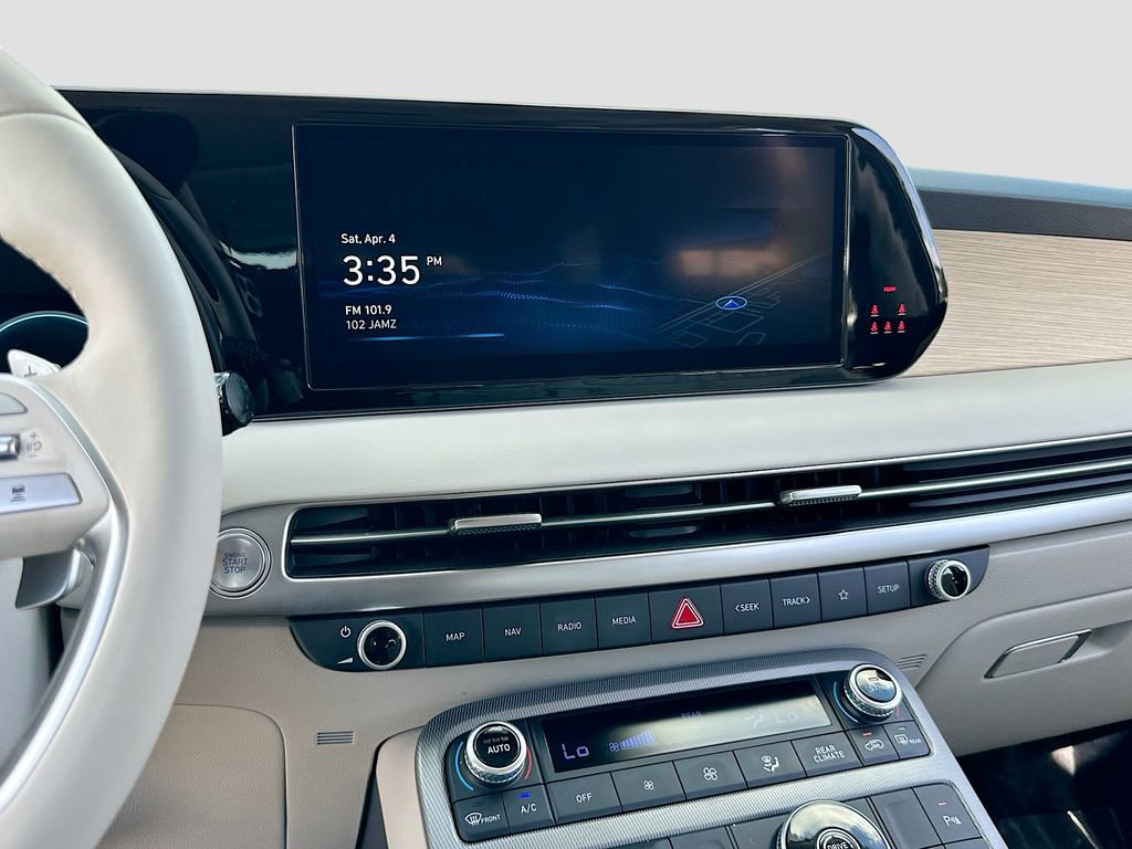 Used 2023 Hyundai Palisade Limited image 13