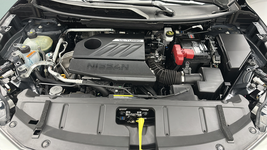 Used 2025 Nissan Rogue SV AWD/4WD image 24